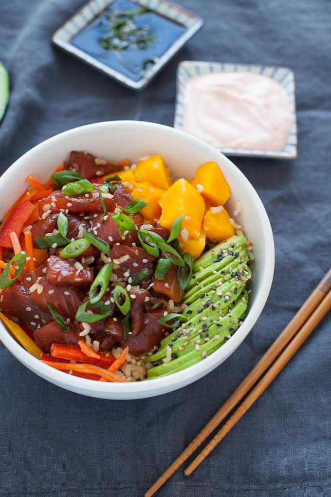 spicy-salmon-and-avocado-poke-bowl