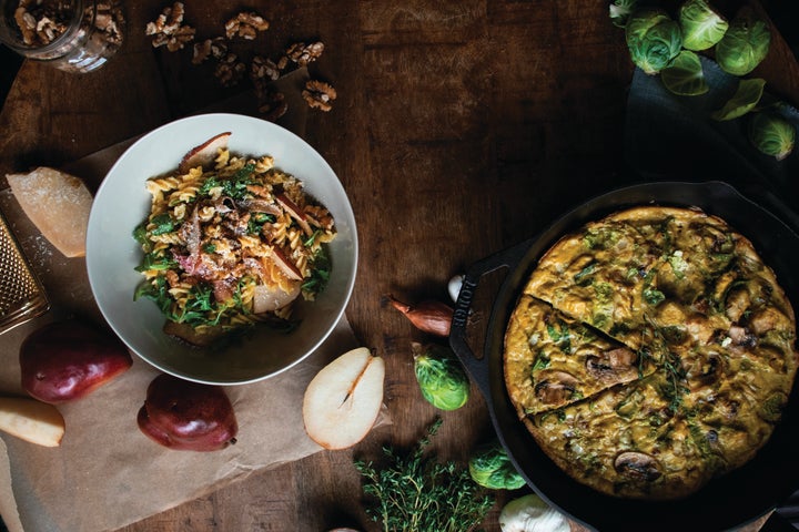 Fall season easy weeknight dinner recipes: Pear Prosciutto Pasta and Brussels Sprouts Frittata