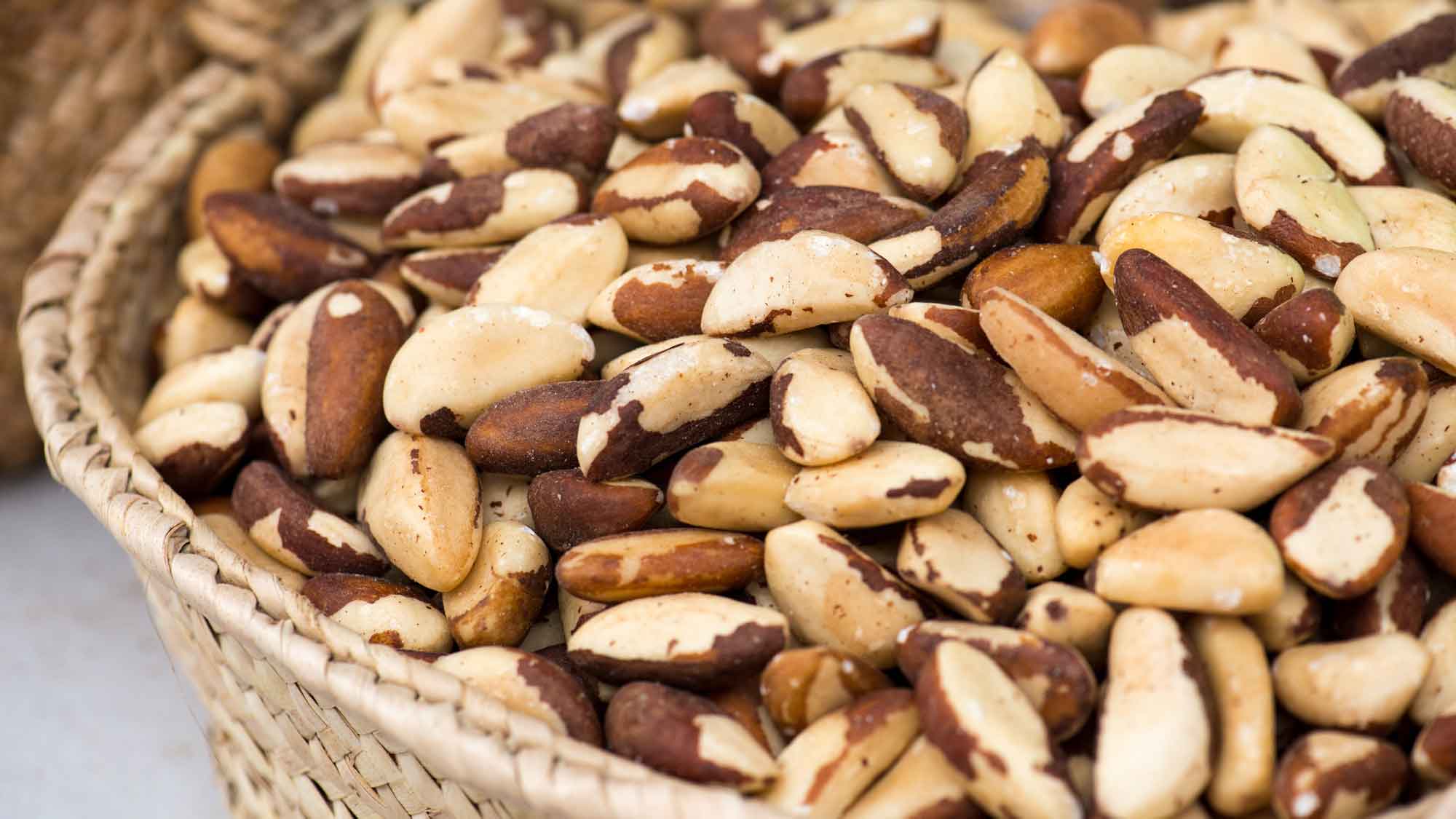 Brazil nuts, an athlete superfood