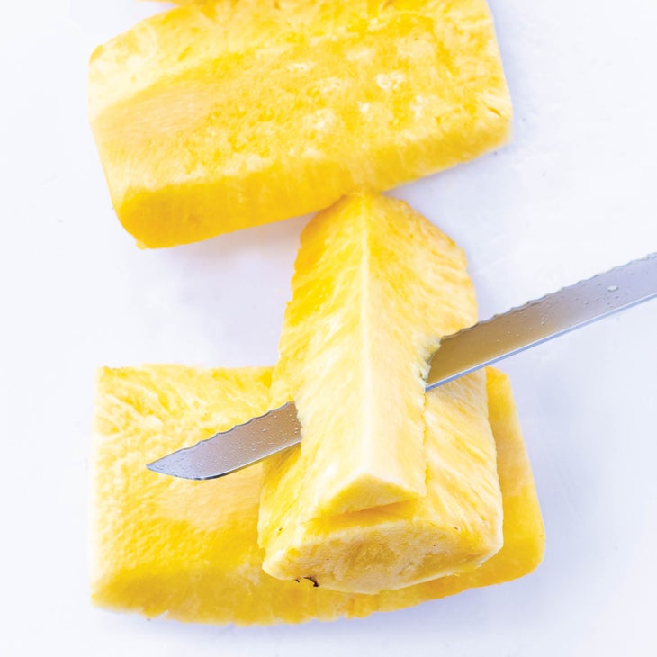 Trimming pineapple core