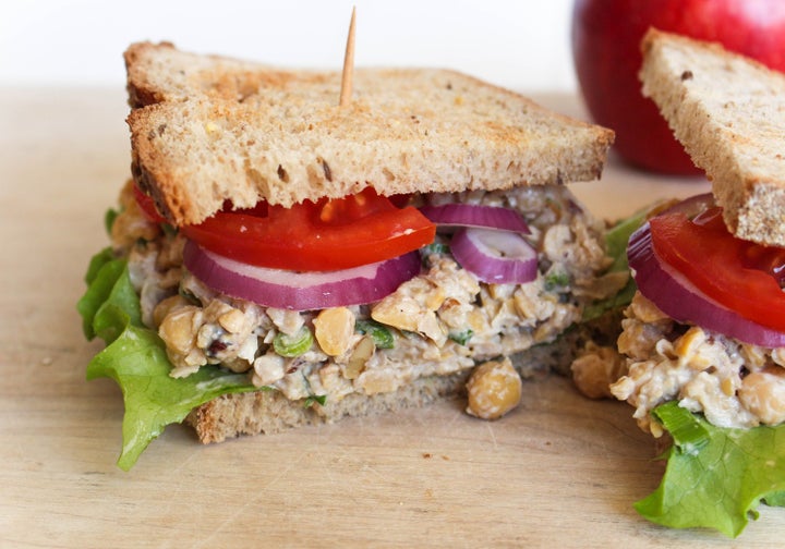 chickpea-salad-sandwich