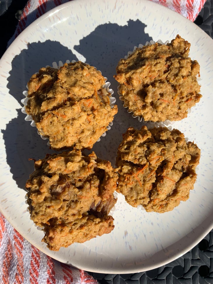 Peach (pear) cardamom superhero muffins