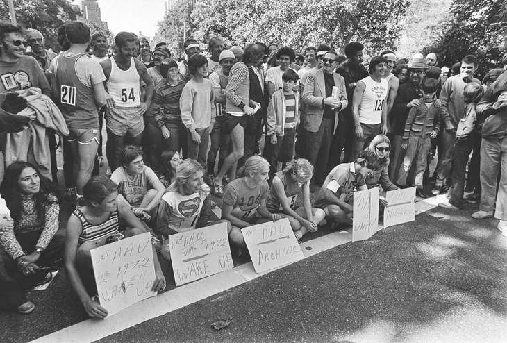 six-who-sit