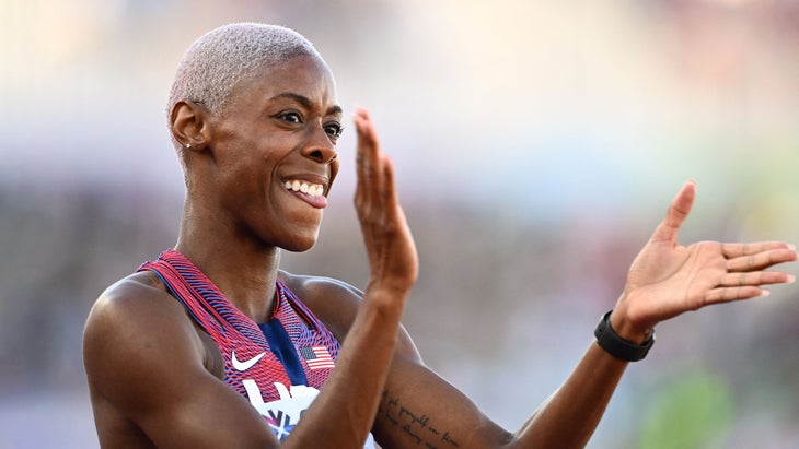 Shamier Little clapping at the world champs