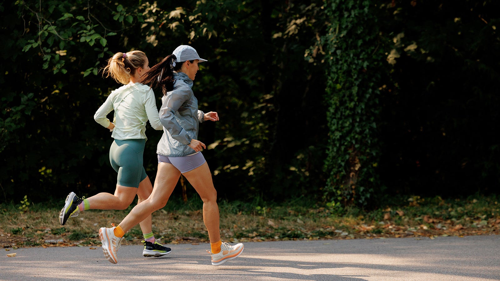 women's running shoes