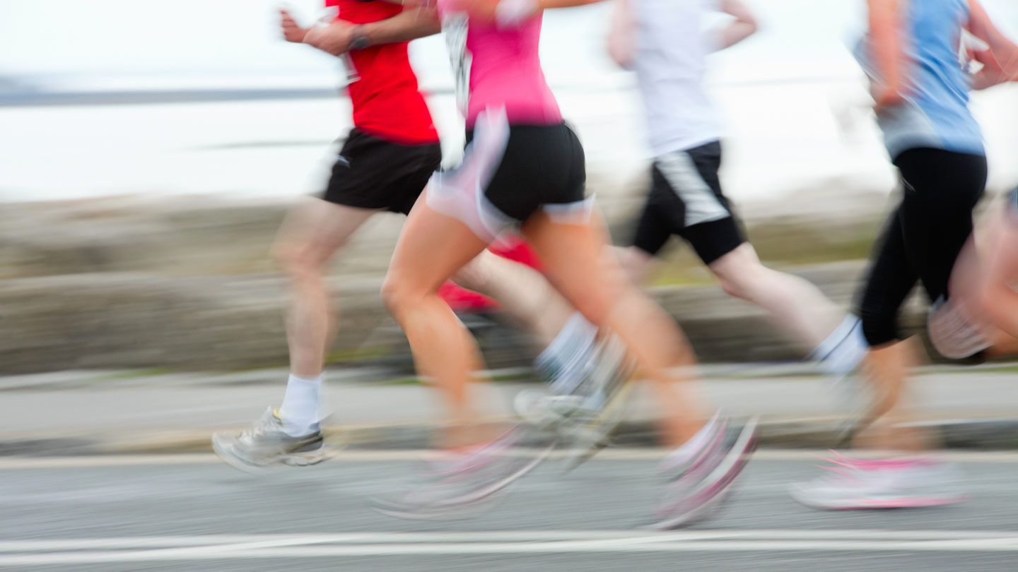 cadence running store